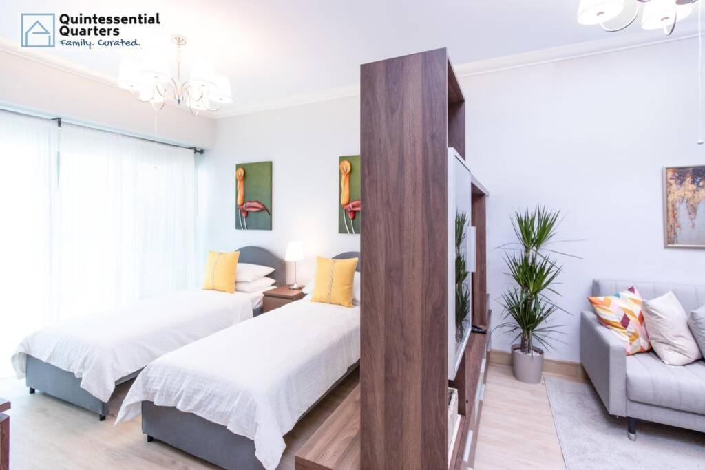 Downtown Cozy Home + Partitioned Living Room ดูไบ ภายนอก รูปภาพ